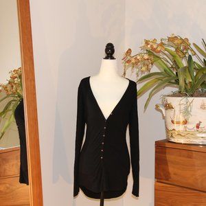 Black Kit and Ace Long Sleeve Plunge Button up Shirt